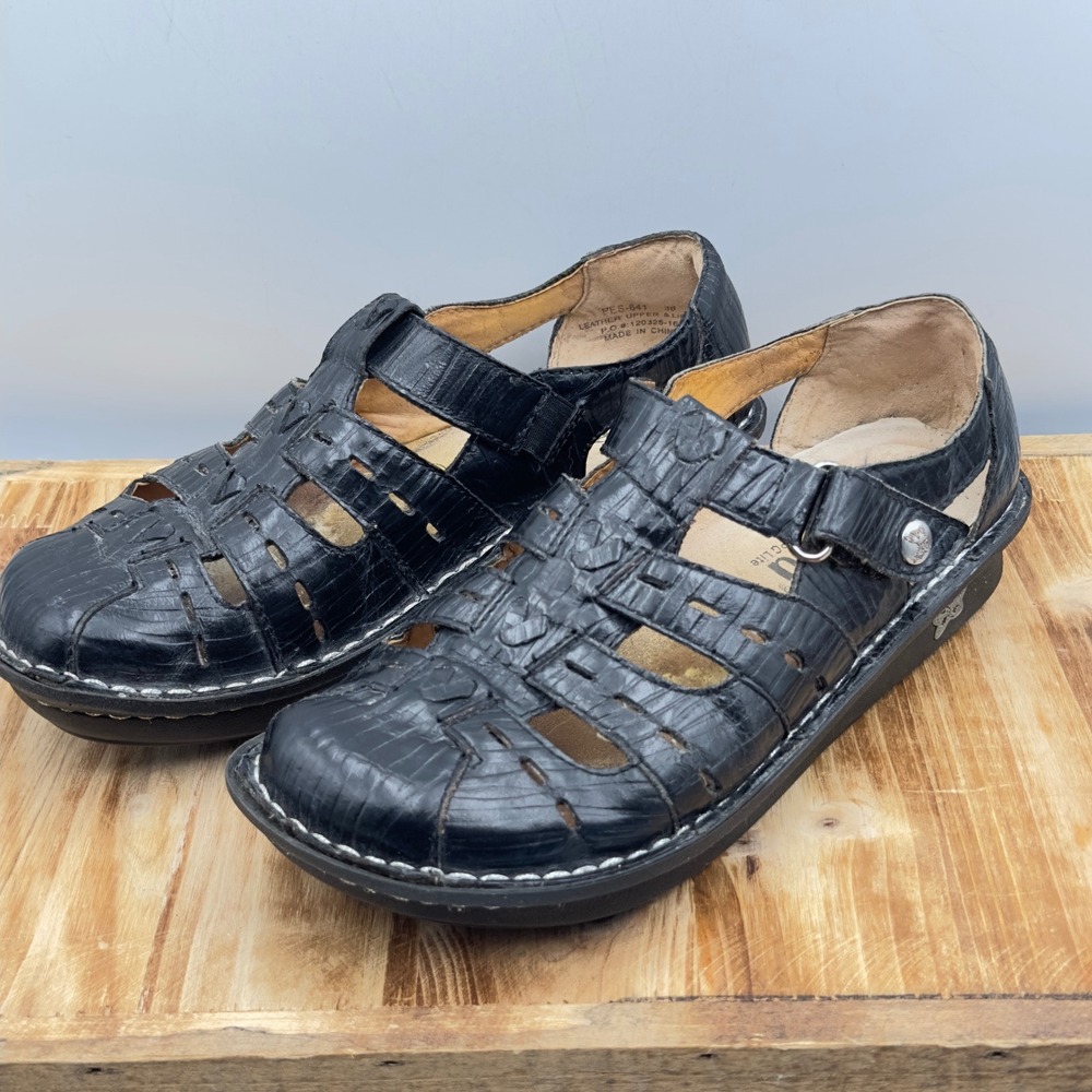 Alegria by PG Lite Pesca Black Textured Leather Fisherman Sandals Women 36-5.5/6